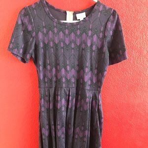 Medium Lularoe Amelia